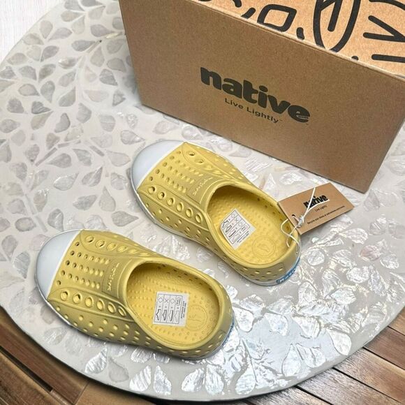 Native Toddler Jefferson EVA Slip-On Water Shoes Sneakers “Gone Bananas” Size 6 - Picture 5 of 12